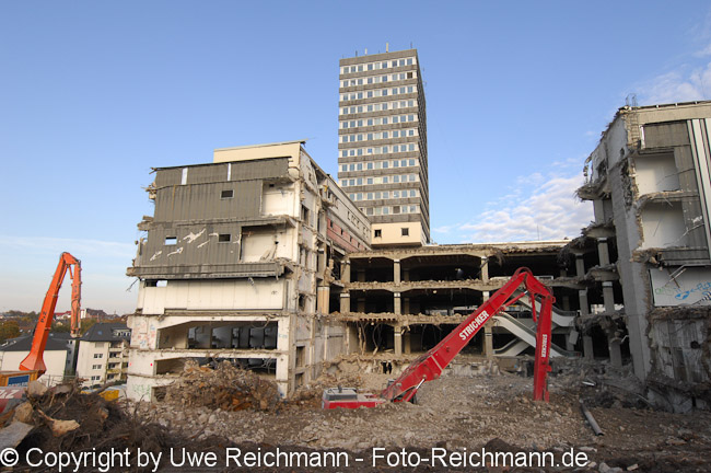 2011_10_28-15.52.46h_0212