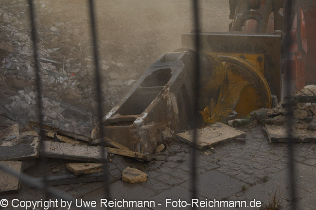 2011_12_09-14.49.32h_0104